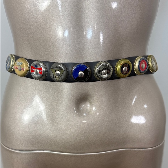 Vintage Black Beer Bottle Cap Accent Belt with Silver Buckle - Picture 3 of 8